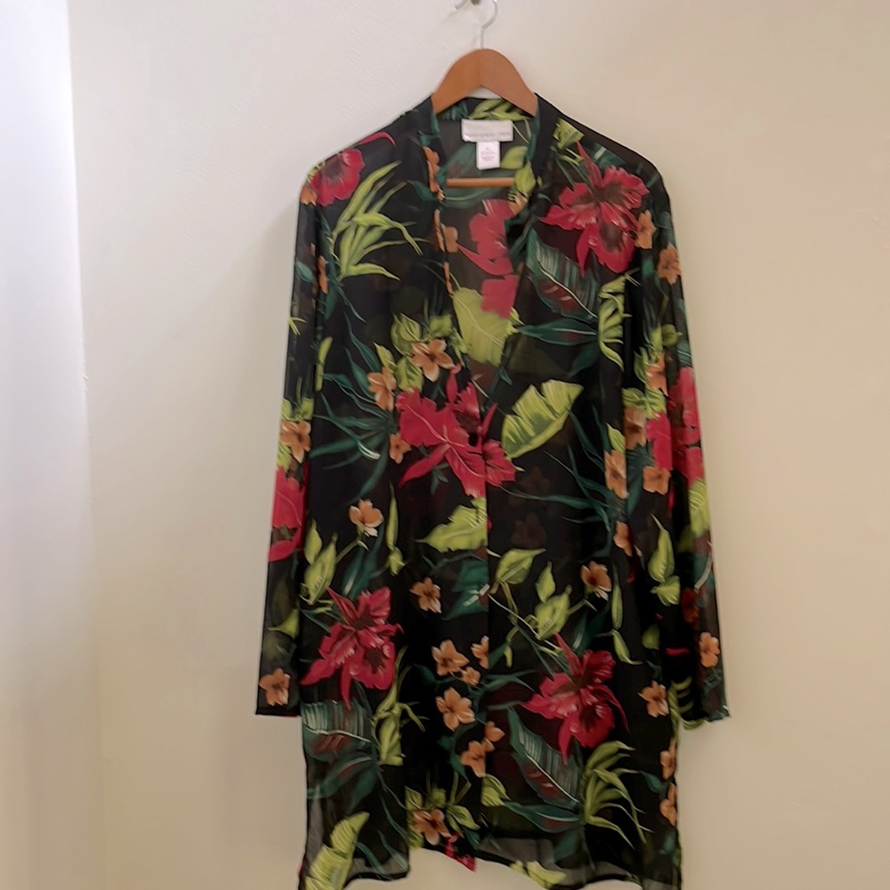Gorgeous Susan Graver Black Floral Blouse/Jacket SizeXL - Picture 1 of 6